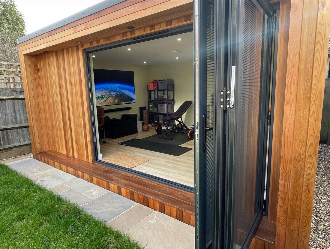 Garden office interior